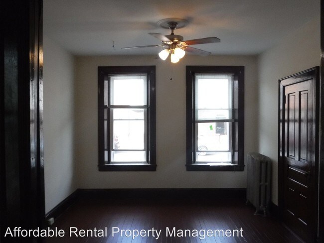 Foto del edificio - 3 br, 1 bath House - 527 West Franklin Street