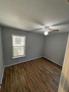 Building Photo - 6919 Biscayne Dr