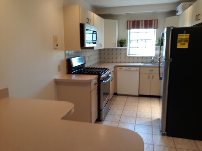 Foto del edificio - 55 Lake Shore Ct