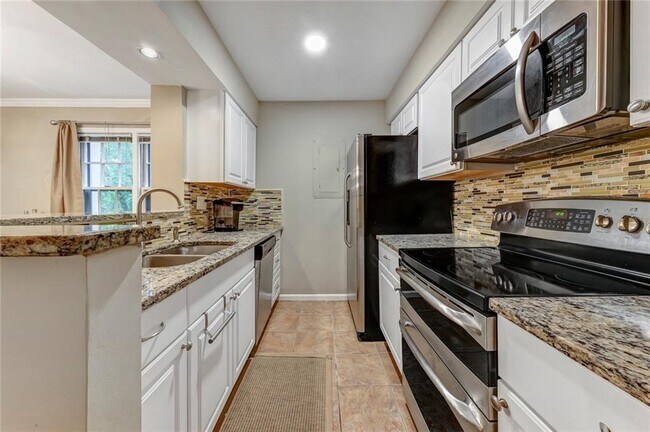 Building Photo - 28 Arpege Way NW