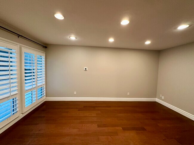 Sala de estar/comedor - 73 F St E