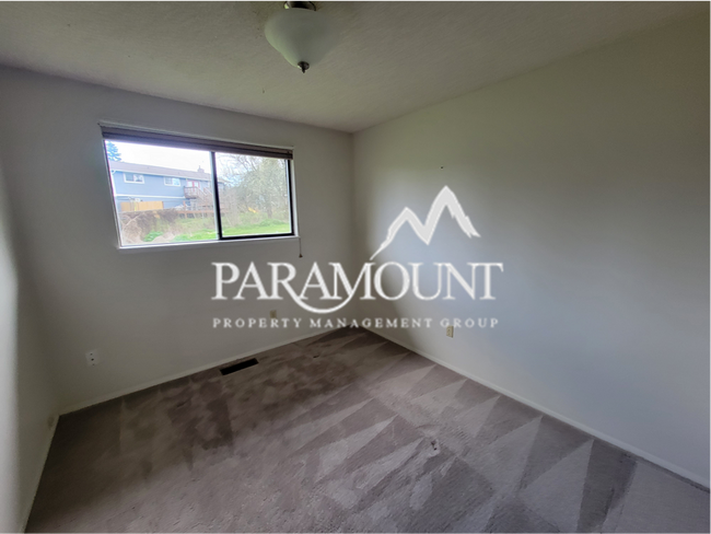 Foto del edificio - 3 Bedroom Oasis in Port Orchard!