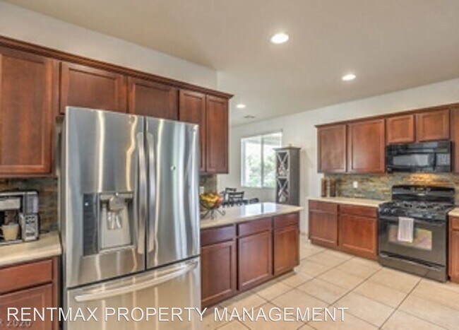 Foto del edificio - 5 br, 4 bath House - 3706 BARODA BAY  CT