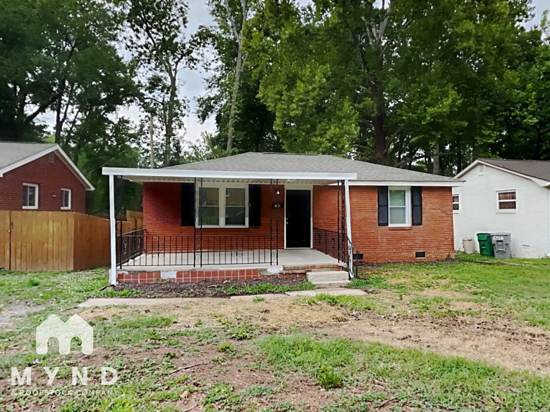 Foto principal - 1720 Finchley Dr