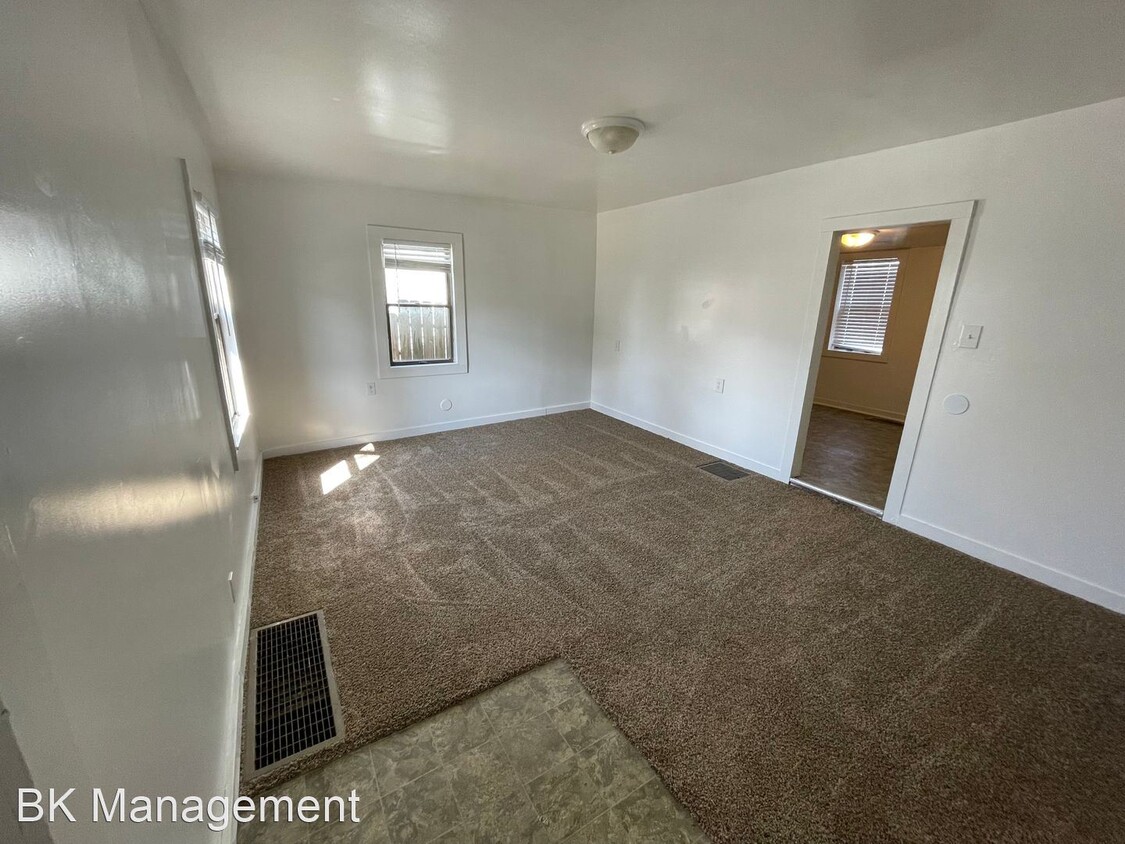 Primary Photo - 2 br, 1 bath House - 1005 N 6th Street
