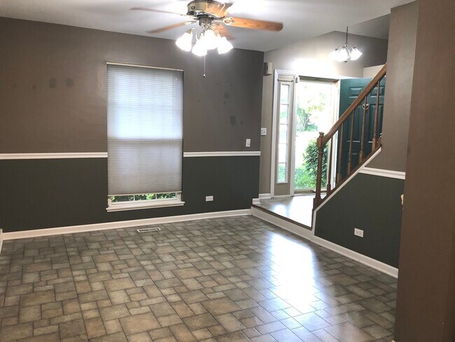 Foto del edificio - 872 N Shady Oaks Dr