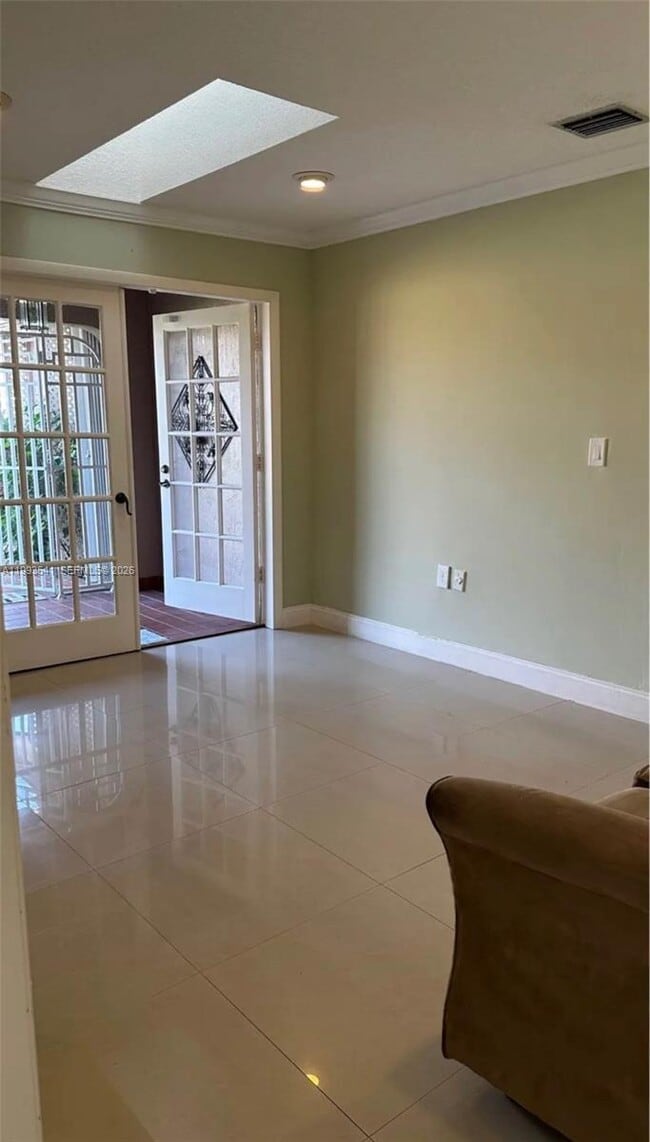 Foto del edificio - 4540 SW 133rd Ave