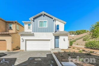Building Photo - 31590 Dwight Dr