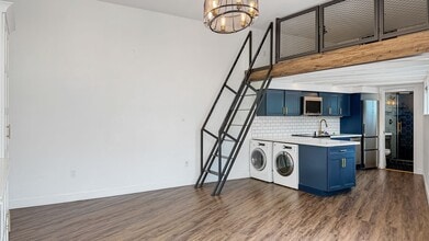 Building Photo - 6029 Market St
