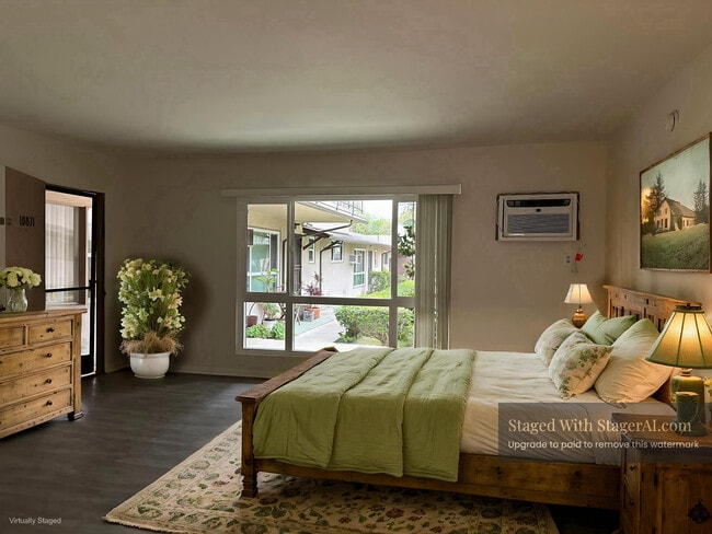 10871: This apartment has been virtually staged. Make it your own! - 10863-10881 Whipple St