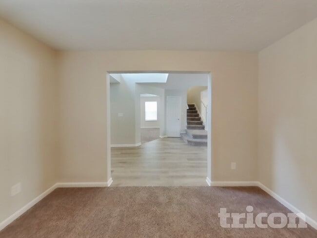 Foto del edificio - 749 Mozart Dr