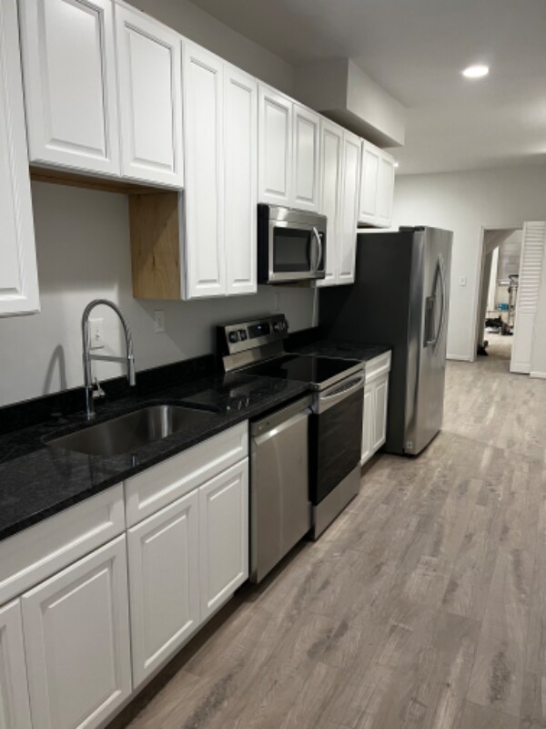 Foto del edificio - 2504 Woodbrook Ave