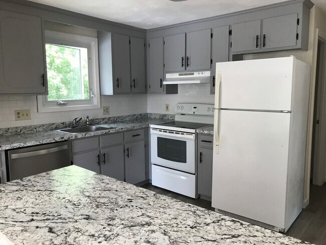 Kitchen - 24 Alden St