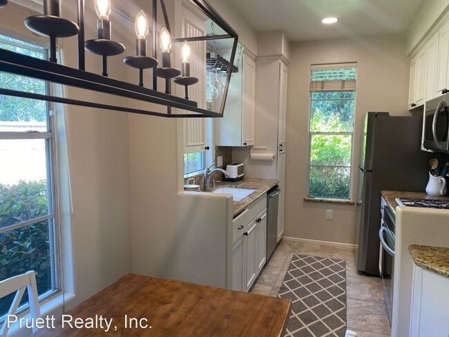 Building Photo - 2 br, 2 bath House - 3554 Caminito El Rincon
