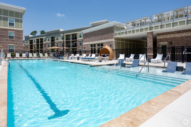Main Resort Style Pool - The Averly at Flowers