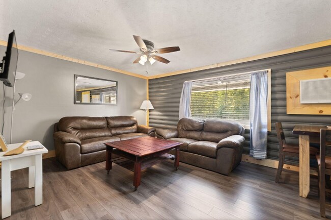 Foto del edificio - 81 Lee's Ford Dock Rd