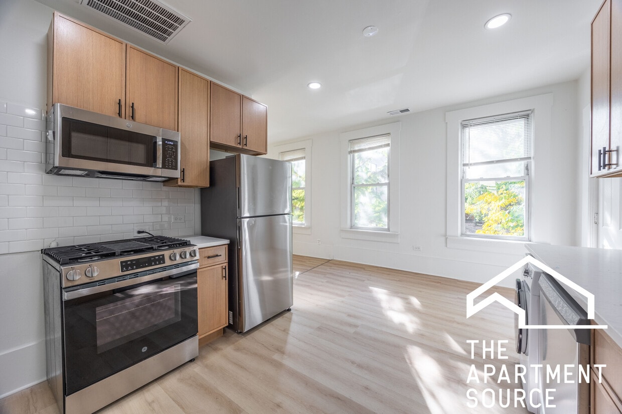 Foto principal - 2301 N Leavitt St