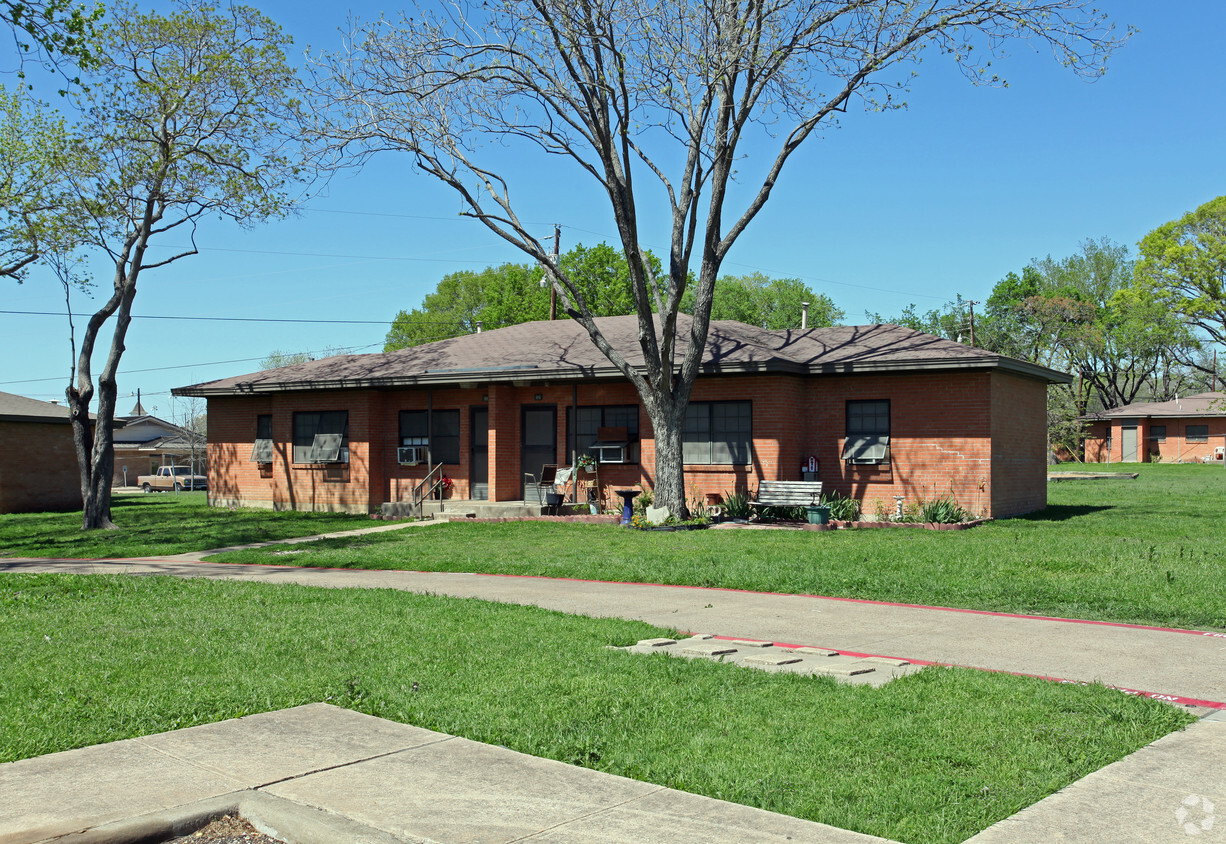 Foto del edificio - Waxahachie Housing Authority