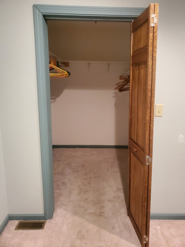 Master Bedroom Walk In Closet - 14 Sanderson Rd