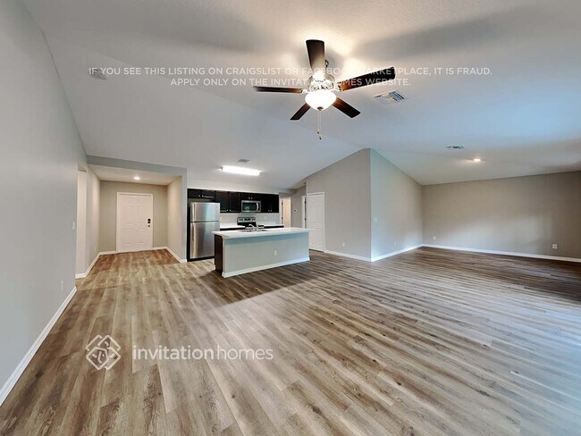 Foto del edificio - 305 NW 12th Pl