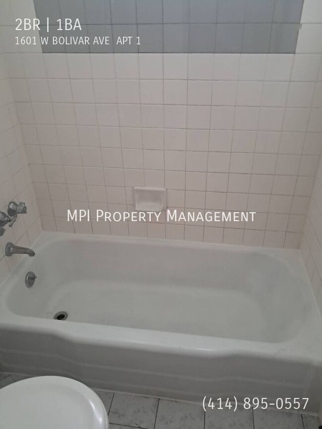 Building Photo - 1601 W Bolivar Ave Apt 1- Lower