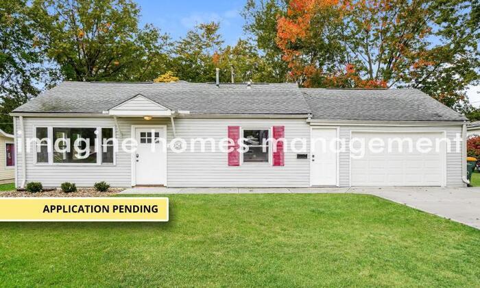 Primary Photo - 4904 Glenn Lodge Rd
