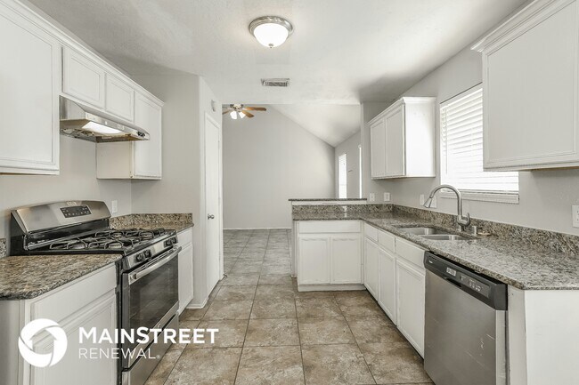 Foto del edificio - 19830 Bettencourt Ln