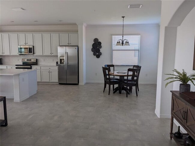 Foto del edificio - 10825 Tarflower Dr