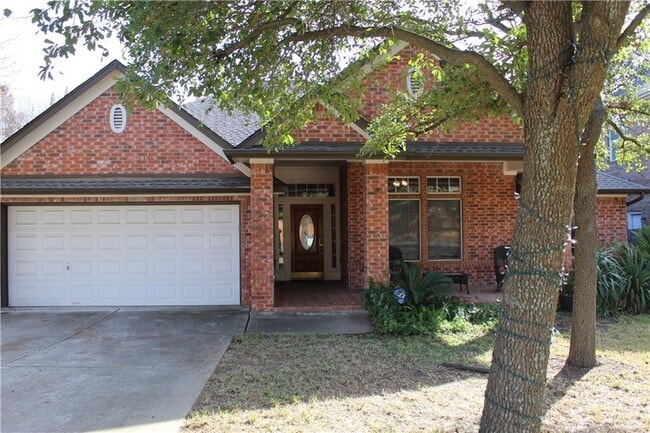 Building Photo - 14909 Calaveras Dr