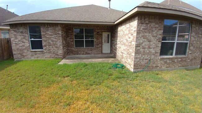 Building Photo - 6711 Chester Oak Dr