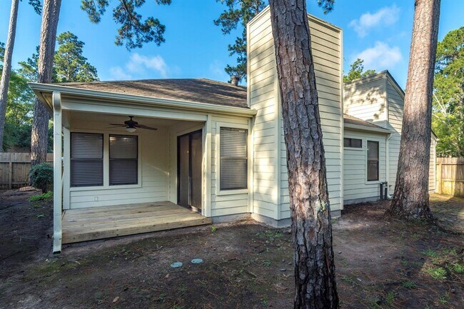 Building Photo - 8 N Autumnwood Way