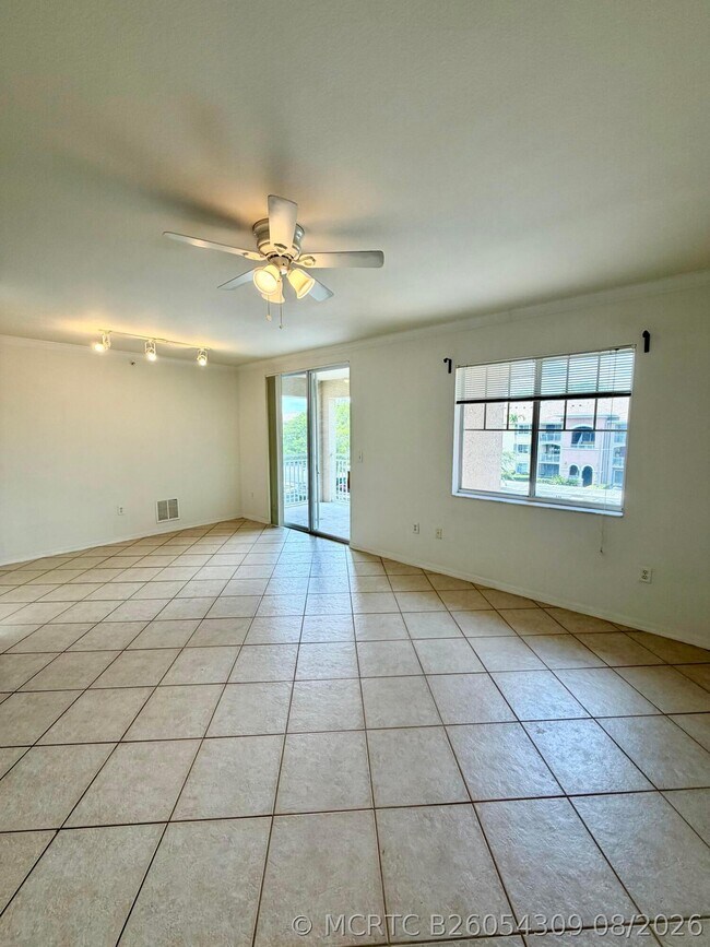 Foto del edificio - 6529 Emerald Dunes Dr