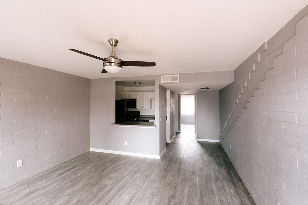 Primary Photo - 1433 S Stanley Pl