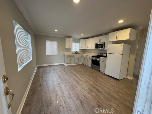 Building Photo - 3614 W 59th St