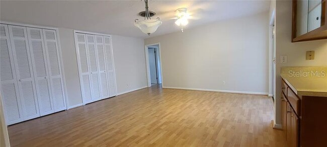 Building Photo - 1329 Fairfield Dr