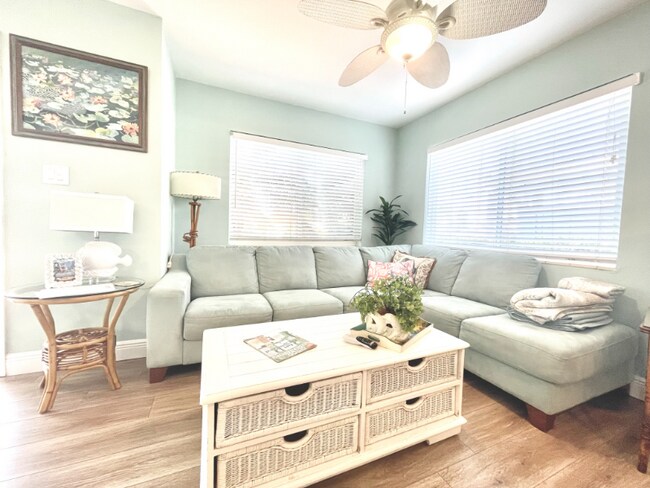 Foto del edificio - 14902 N Bayshore Dr