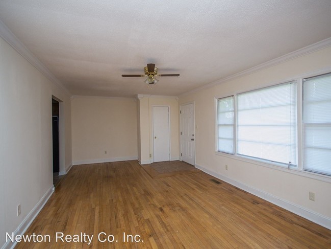 Building Photo - 3 br, 1 bath House - 25901 Oak Grove Road
