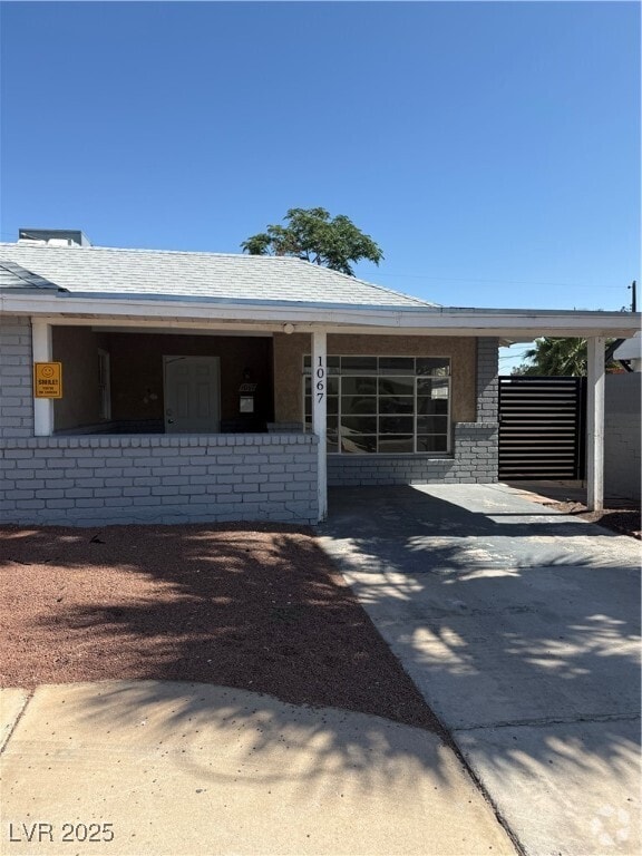 Building Photo - 1067 Sweeney Ave