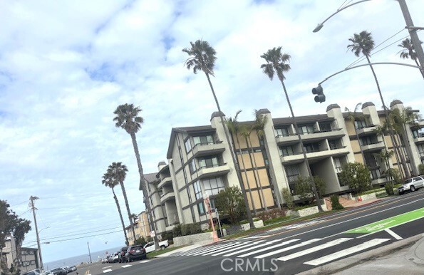 Primary Photo - 1007 S Catalina Ave