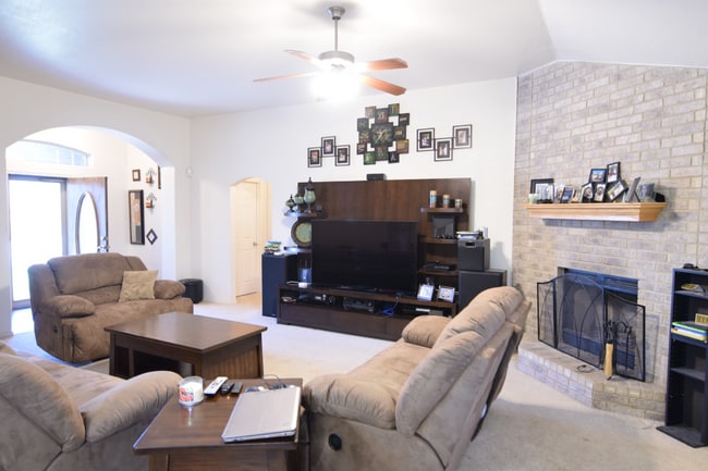 Building Photo - 3801 Tecovas Springs Ct