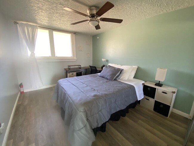 Foto del edificio - Makaha Surfside - One Bedroom