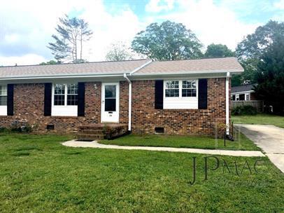 Primary Photo - 2/1 Duplex in Taylors