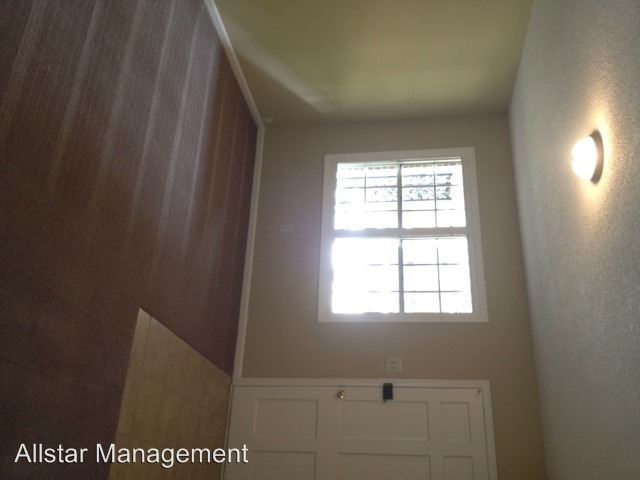 Building Photo - 3 br, 1.5 bath House - 1785 Colonial Hills