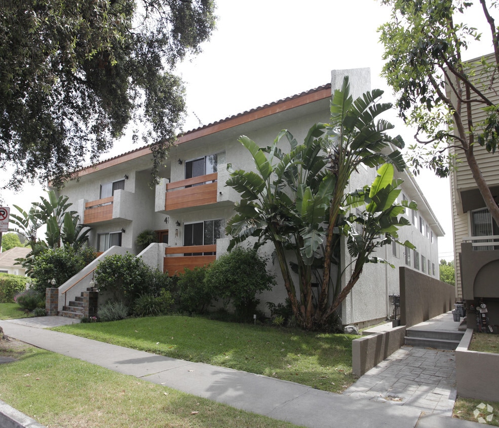 Primary Photo - 4170 Tujunga Ave