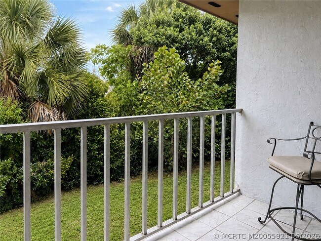 Foto del edificio - 615 NW Oleander St