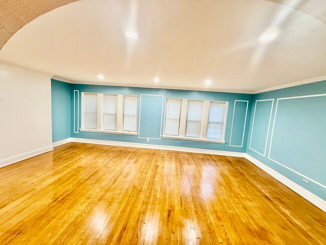 Foto del edificio - 6014 N Francisco Ave