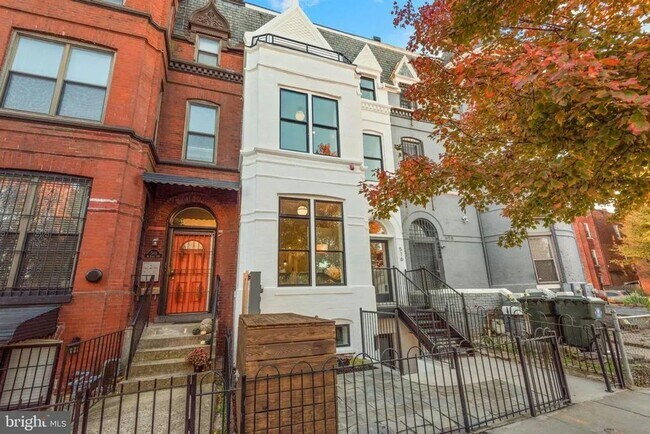 Foto del edificio - 516 M St NW