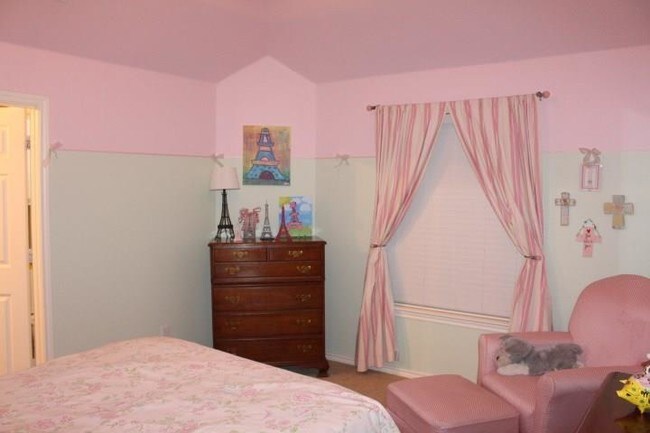 Building Photo - 3316 Castlewood Blvd