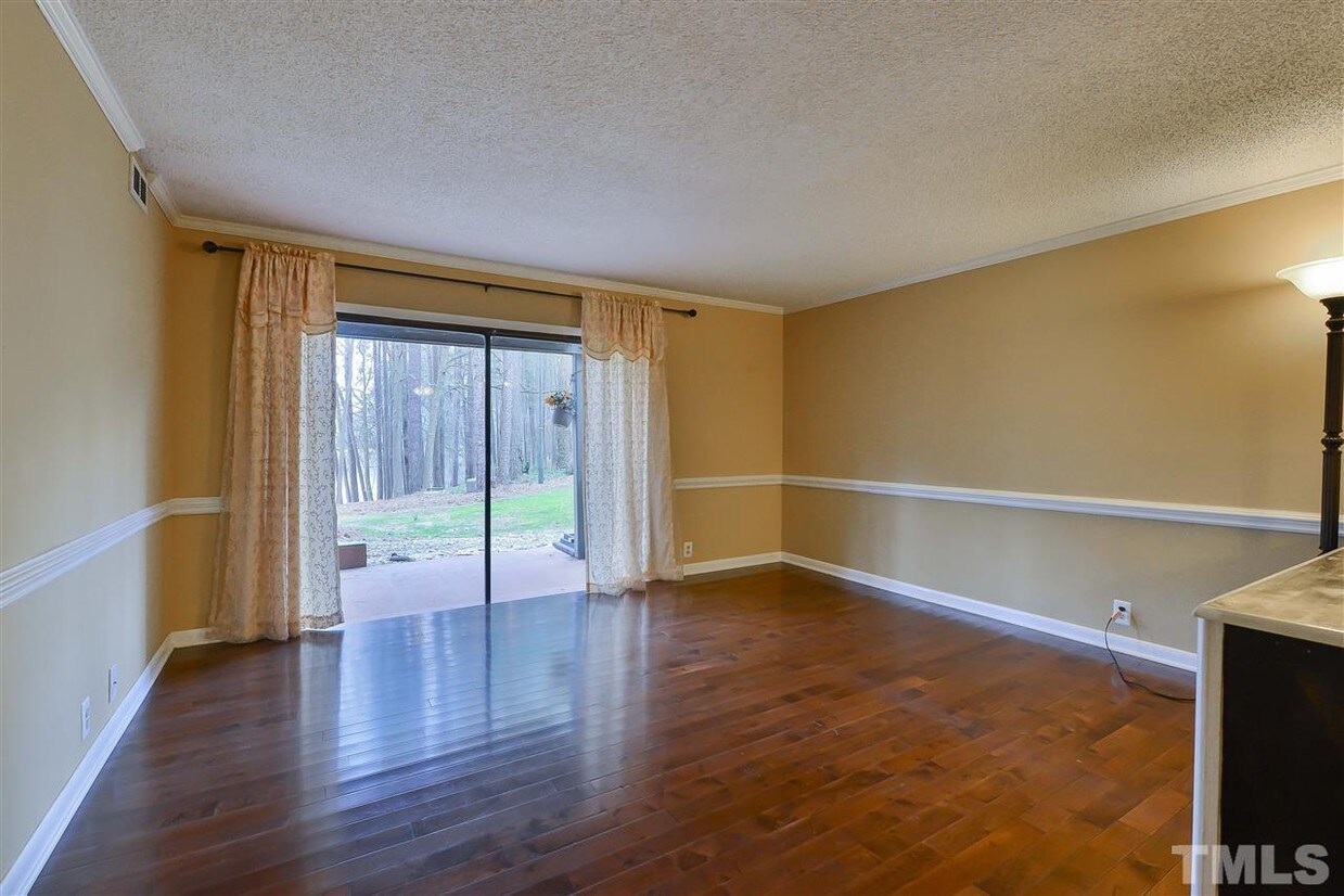 Foto principal - 641 Pine Ridge Pl