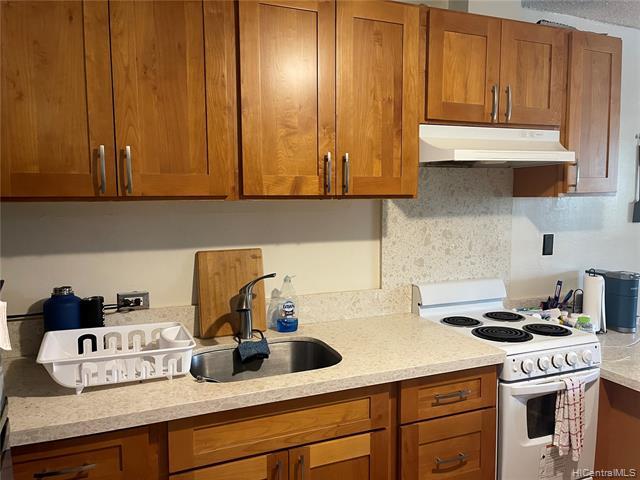 Building Photo - 48 Maluniu Ave